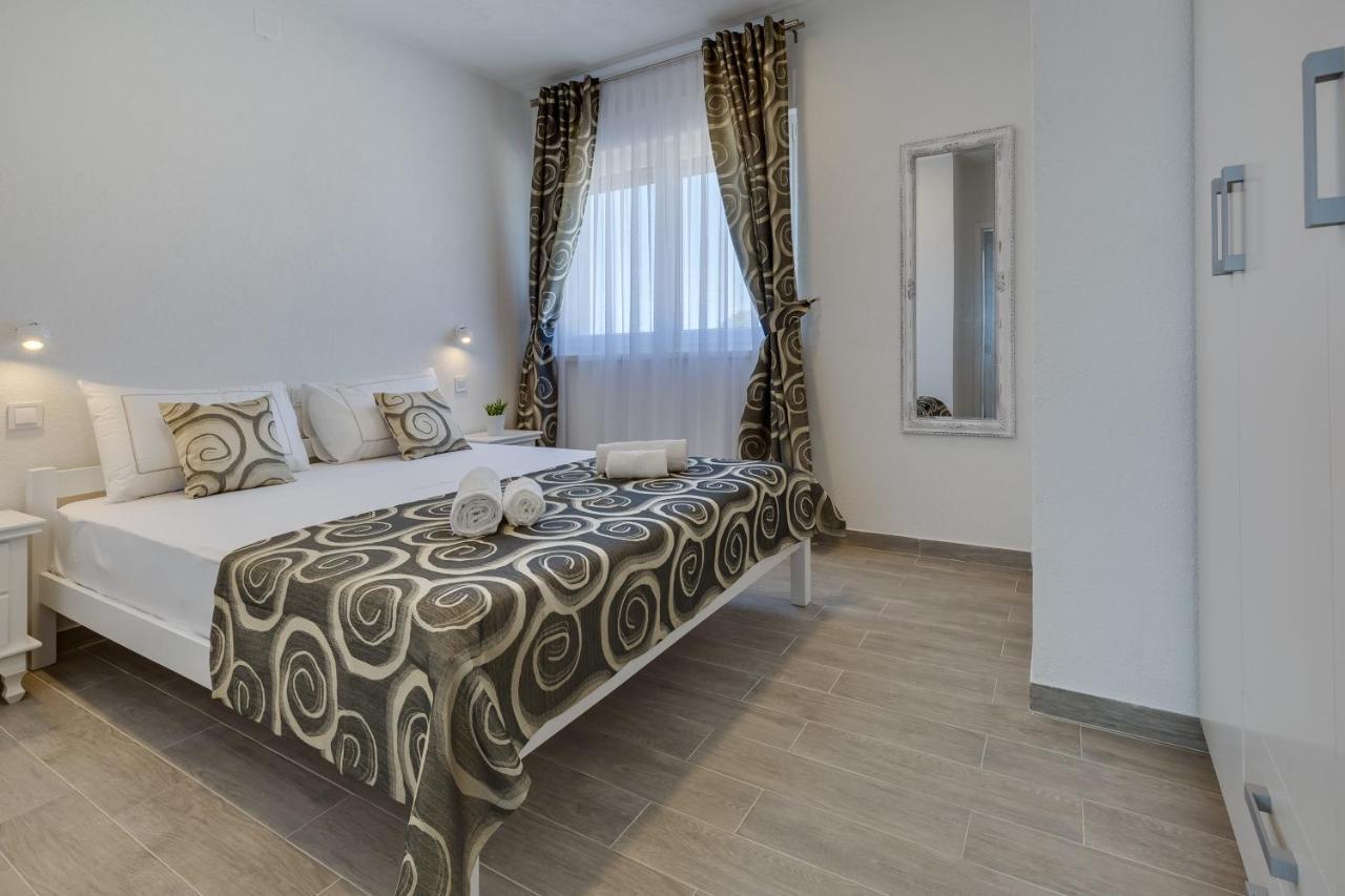 Apartmani Kastelina Vir Exteriér fotografie