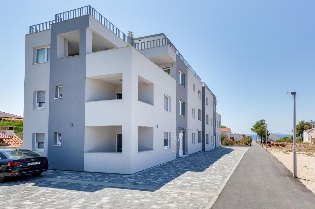 Apartmani Kastelina Vir Exteriér fotografie