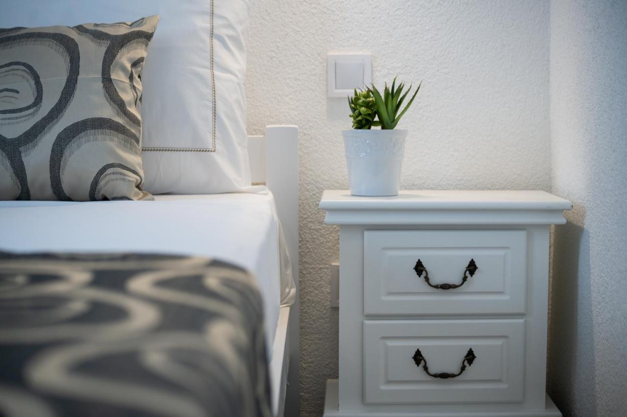 Apartmani Kastelina Vir Exteriér fotografie