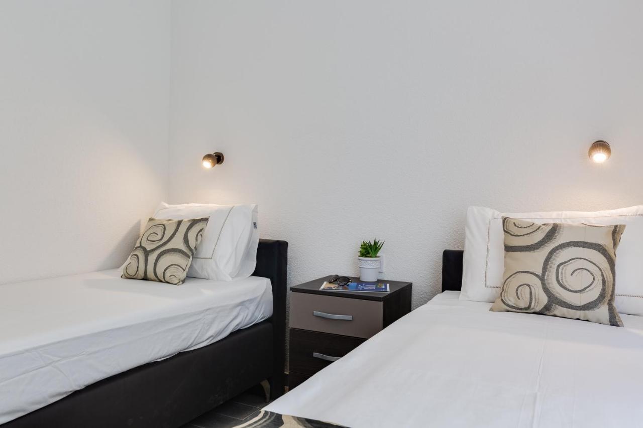 Apartmani Kastelina Vir Exteriér fotografie